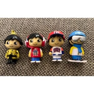 Ryan's World Figures Lot of 4 Various Themes Professions Golden Wizard‎ Baseball